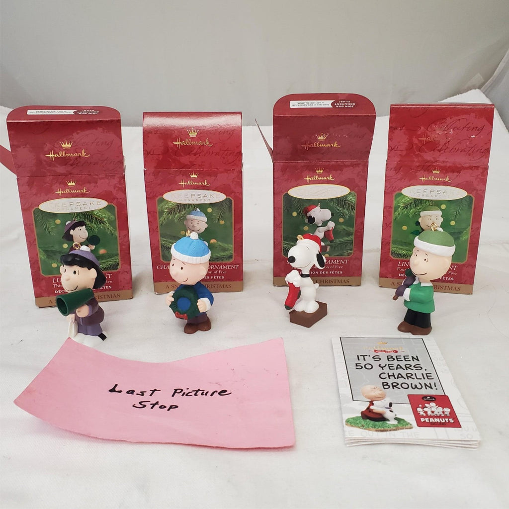 Lot of 4 Hallmark Keepsake A Snoopy Chritmas  Ornaments Set 