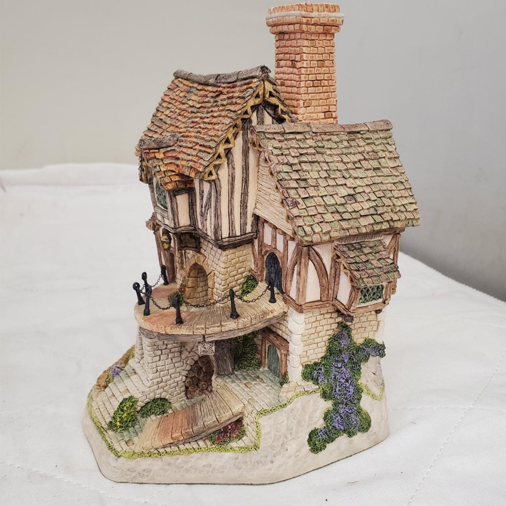 David Winter's Cottages Mad Baron Fourthrite's Folly 1992