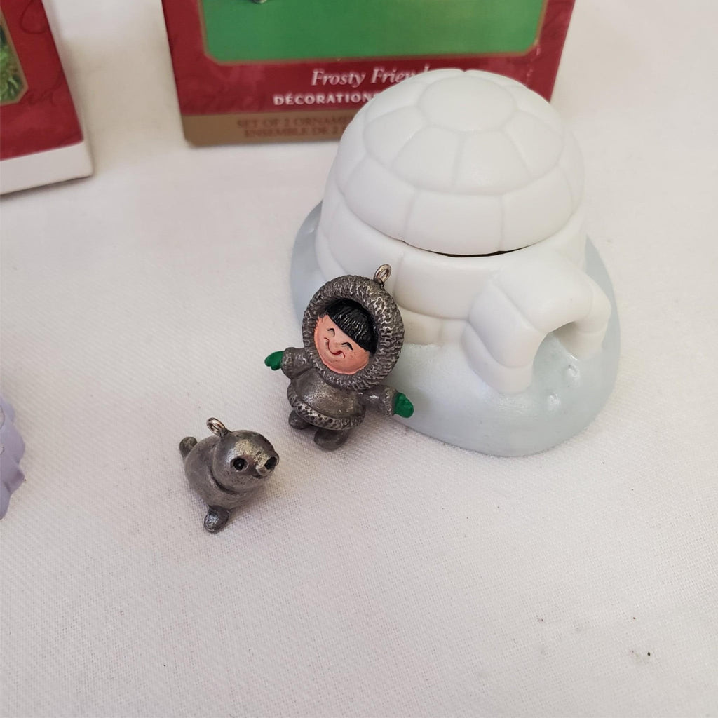 Set of 2 Hallmark Keepsake Ornament Frosty Friends #1