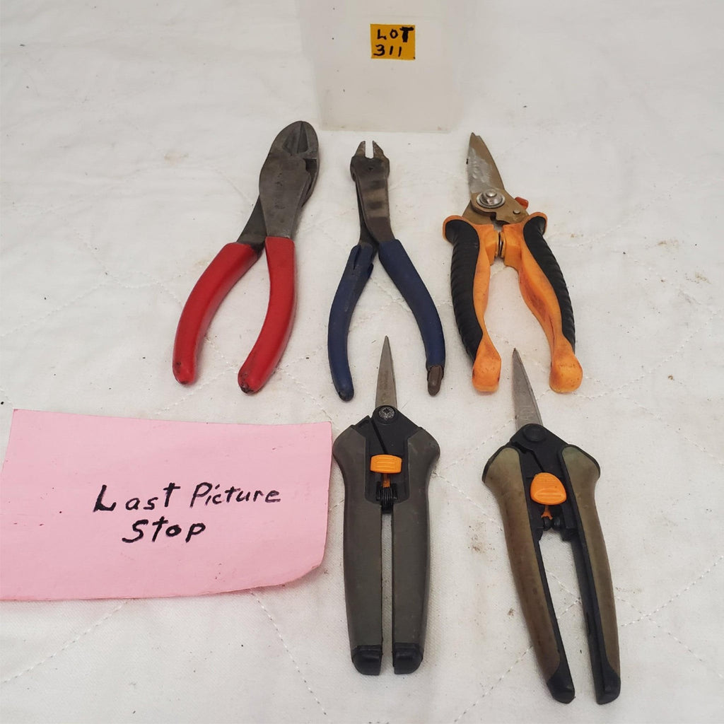 Lot of 5 Assorted Crimpers Stripping Pliers LOT-311
