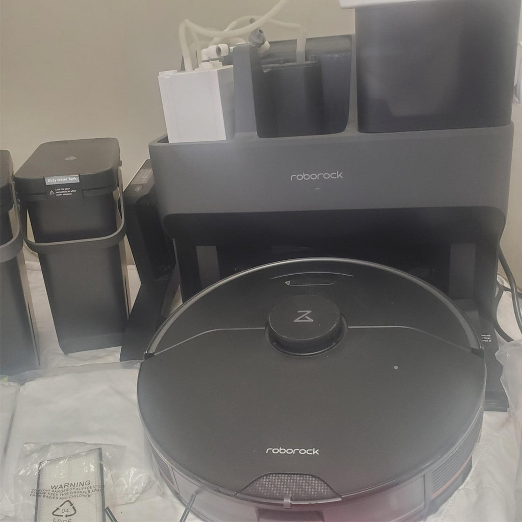 Roborock S7 Max Ultra Robot Vacuum and Mop with Sink fill station