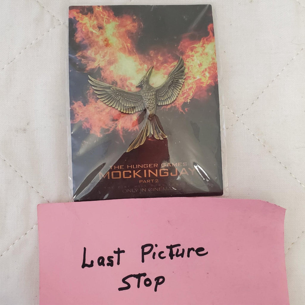 The Hunger Games Part 2 - Collectors Gold Mockingjay Pin Bird Wings 