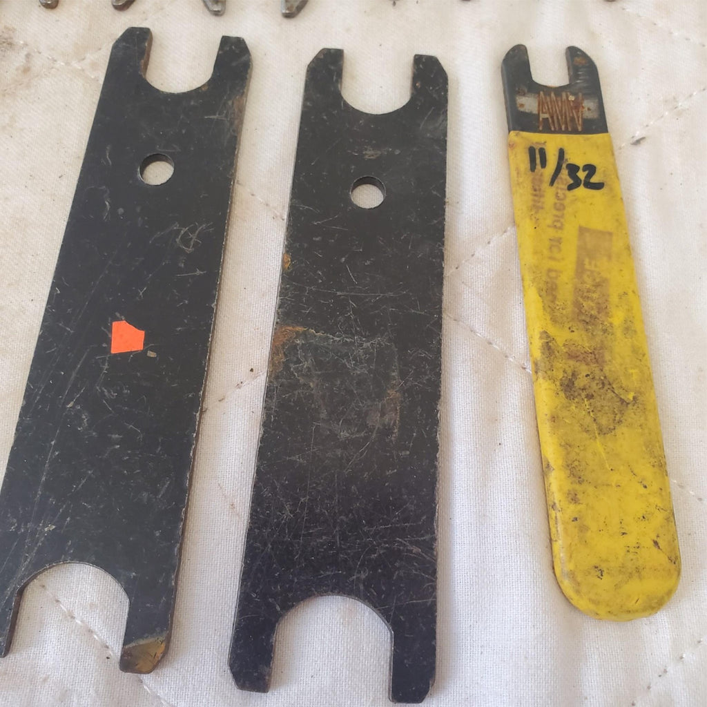 Lot of 40 Assorted Open End Service Wrench & other Wrench Tool LOT 486