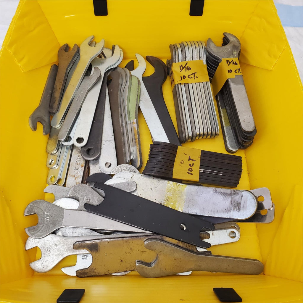 Combination Wrenches & Key Set in Different Sizes Lot 108