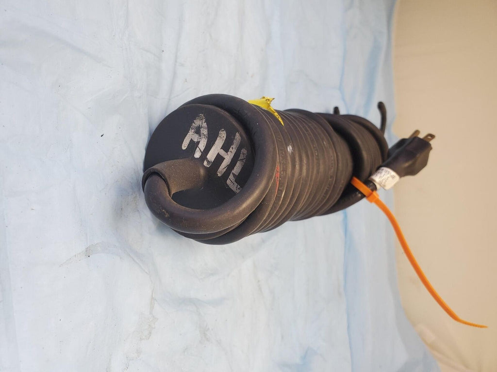 General Manufacturing Stubby II Fluorescent Light