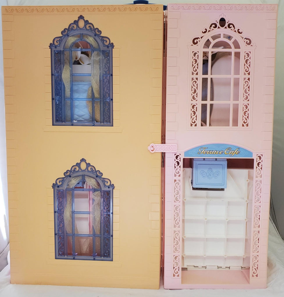 2001 Mattel Barbie Grand Hotel with Electronic Voice Features