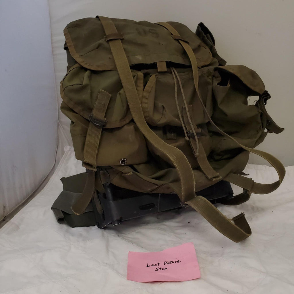 US Military Field Back Pack, Fleece Lined Canteen Canvas Pouch & Shooting Gloves